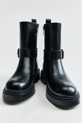 Image de FLAT ANKLE BOOTS WITH BUCKLE